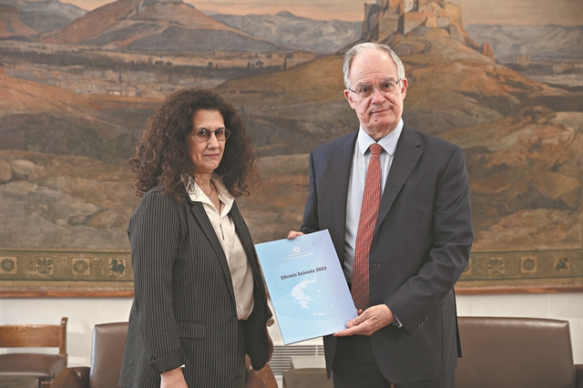 Δημοσκοπήσεις και ελευθερίες