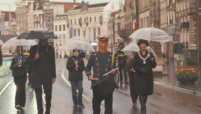 Ο Στιβ ΜακΚουίν τιμά το Αμστερνταμ