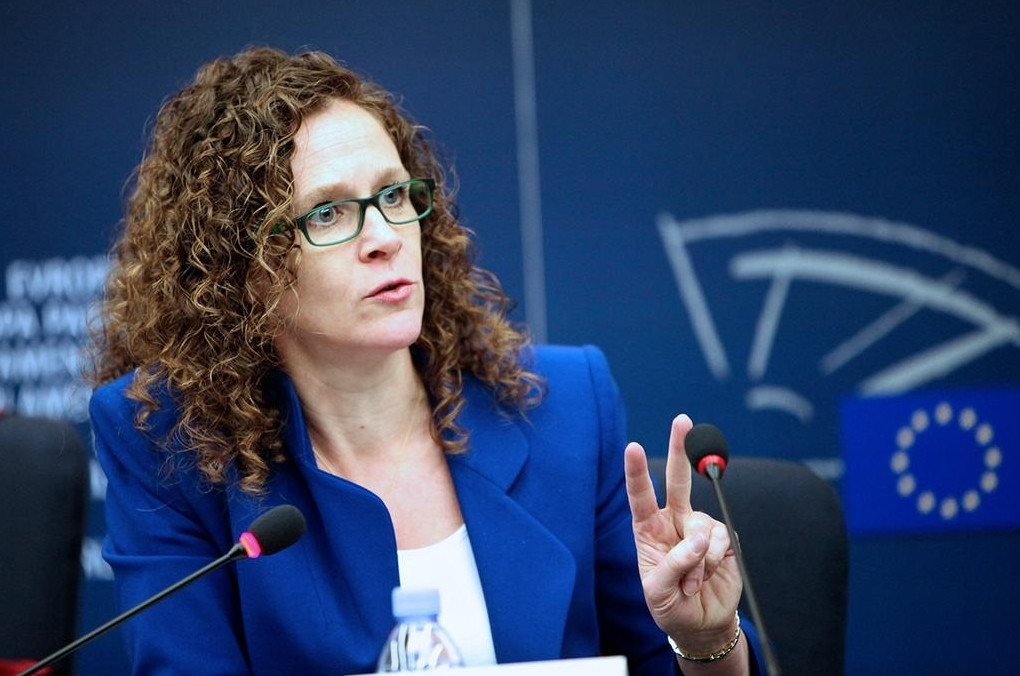 Ψηφίστηκε το πόρισμα κόλαφος της Pega για τις υποκλοπές