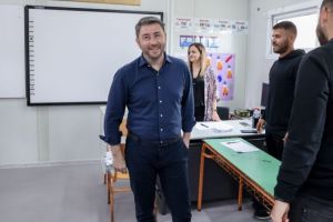 Σήμερα το απόγευμα στην ΠτΔ ο Ανδρουλάκης για τη διερευνητική