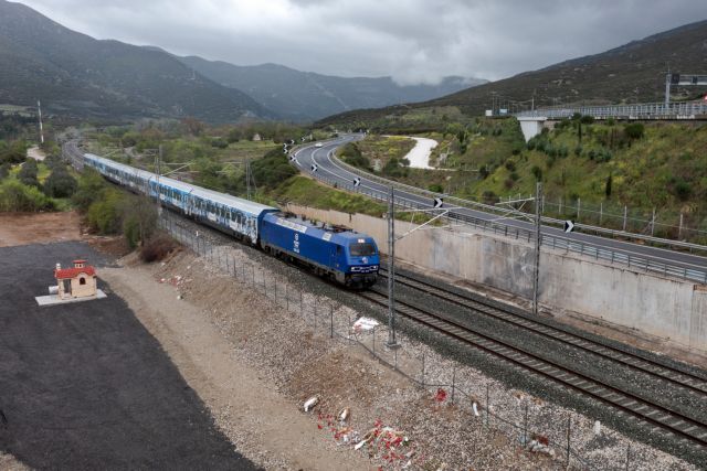 Απολογήθηκε ο πρώην πρόεδρος του ΟΣΕ για τη μετάταξη του μοιραίου σταθμάρχη Λάρισας