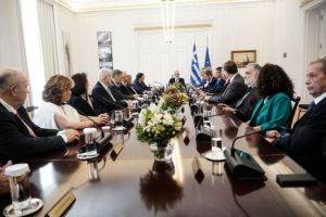 Συνεδρίασε το πρώτο υπουργικό της υπηρεσιακής κυβέρνησης Σαρμά