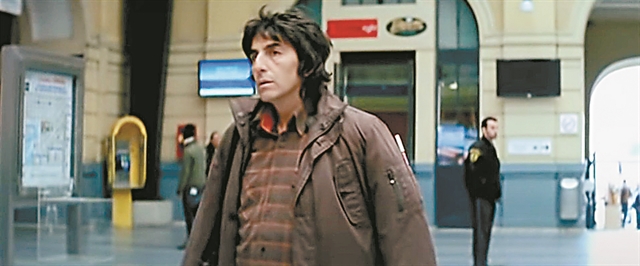 Η Αθήνα με το βλέμμα των «αόρατων» κατοίκων