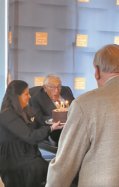 «Στον Κίσινγκερ δεν αρέσει καθόλου να μιλάει για την Ελλάδα»