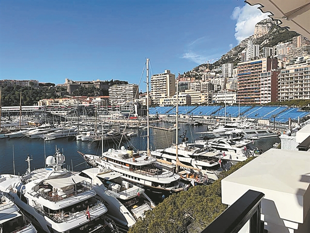 Η εκτυφλωτική λάμψη του Πριγκιπάτου…