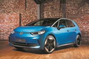 Σε τροχιά ανανέωσης