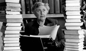 «Πωλητήριο» στο ιδιωτικό νησί Μπεργκ που ενέπνευσε την Αγκάθα Κρίστι [εικόνες]