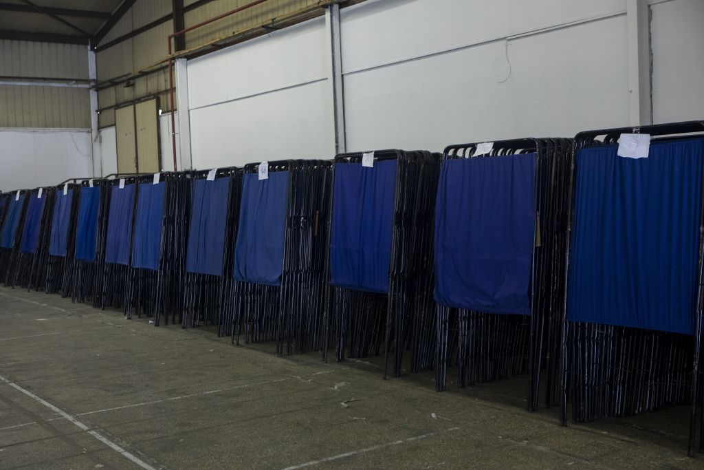 Αύξηση της διαφοράς ΝΔ – ΣΥΡΙΖΑ δείχνουν οι τελευταίες δημοσκοπήσεις