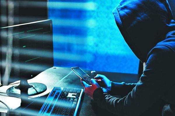 Υποκλοπές: Ψηφίζεται η έκθεση της PEGA – Το Ευρωπαϊκό Λαϊκό Κόμμα θα πει όχι στις συστάσεις για την Ελλάδα