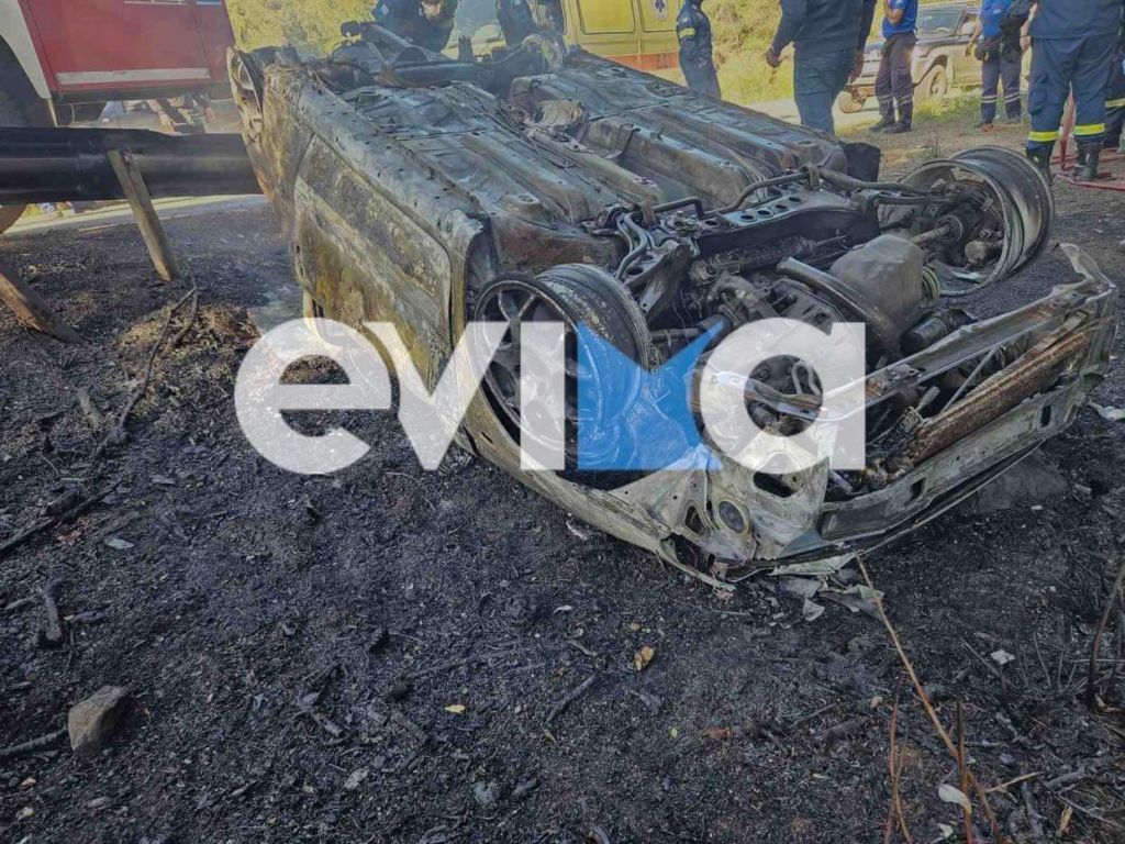 Τραγωδία στα Ψαχνά: Η στιγμή που το αυτοκίνητο τυλίγεται στις φλόγες