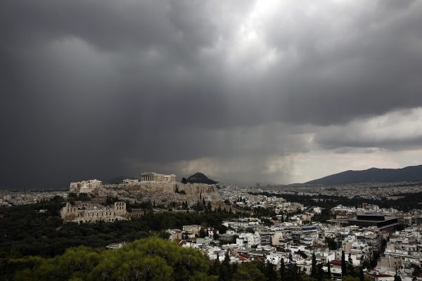 Σάκης Αρναούτογλου: Άστατος καιρός την Τρίτη – Βροχές και στην Αττική