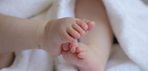 Τραγωδία με νεκρό μωρό στην Άρτα: Φόβοι για βεντέτα – Απειλούν να λιντσάρουν τον πατέρα