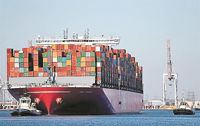 Η Κίνα κρατά το παγκόσμιο θαλάσσιο εμπόριο ζωντανό