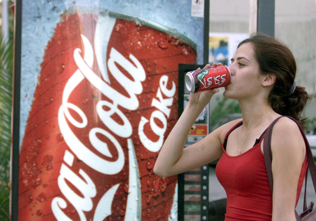 Η κλέφτρα της… συνταγής της Coca Cola