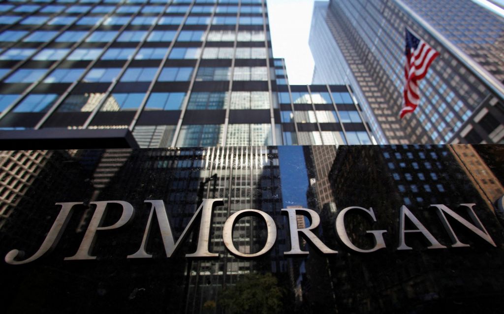 JP Morgan: Προχωρά σε περικοπές 1.000 θέσεων εργασίας στην First Republic