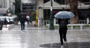 Πού θα ψηφίσουν με βροχές και καταιγίδες – Ο καιρός την Κυριακή