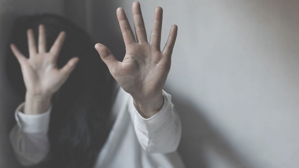 Σεξουαλική κακοποίηση: Σύλληψη 20χρονου αλλοδαπού που κατηγορείται για βιασμό 19χρονης
