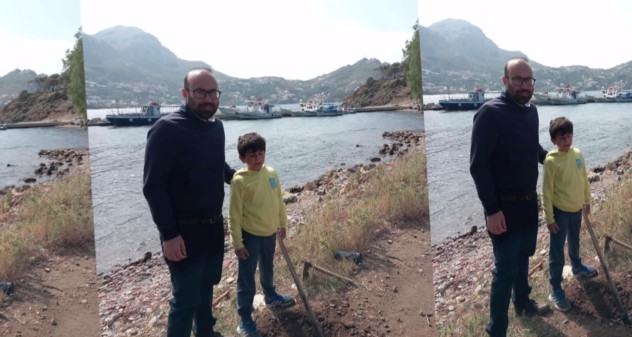 Δάσκαλος ταξιδεύει με καΐκι για να κάνει μάθημα στον μοναδικό μαθητή στην Τέλενδο | tanea.gr Δάσκαλος ταξιδεύει με καΐκι για να κάνει μάθημα στον μοναδικό μαθητή στην Τέλενδο | tanea.gr