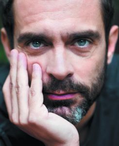 «Οι Ανθρωποι» του Μαρκουλάκη