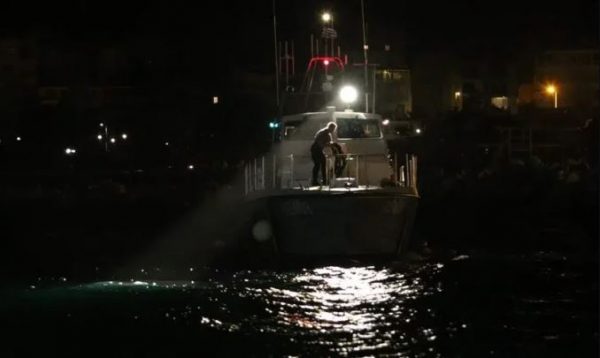 Συναγερμός στην Κρήτη: Αγνοούνται δύο νέοι που επέβαιναν σε σκάφος