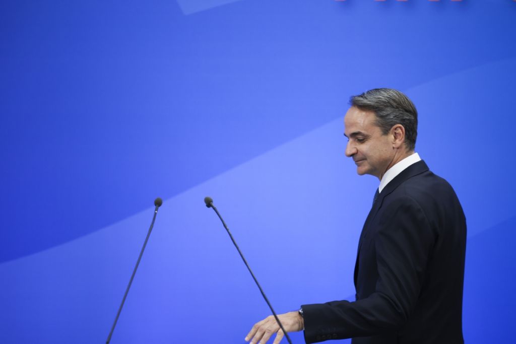 Οι «κόκκινες κάρτες» Μητσοτάκη, οι «πρωτοκλασάτοι», το πρώτο 5ήμερο – Πως ανοίγει η προεκλογική εκστρατεία