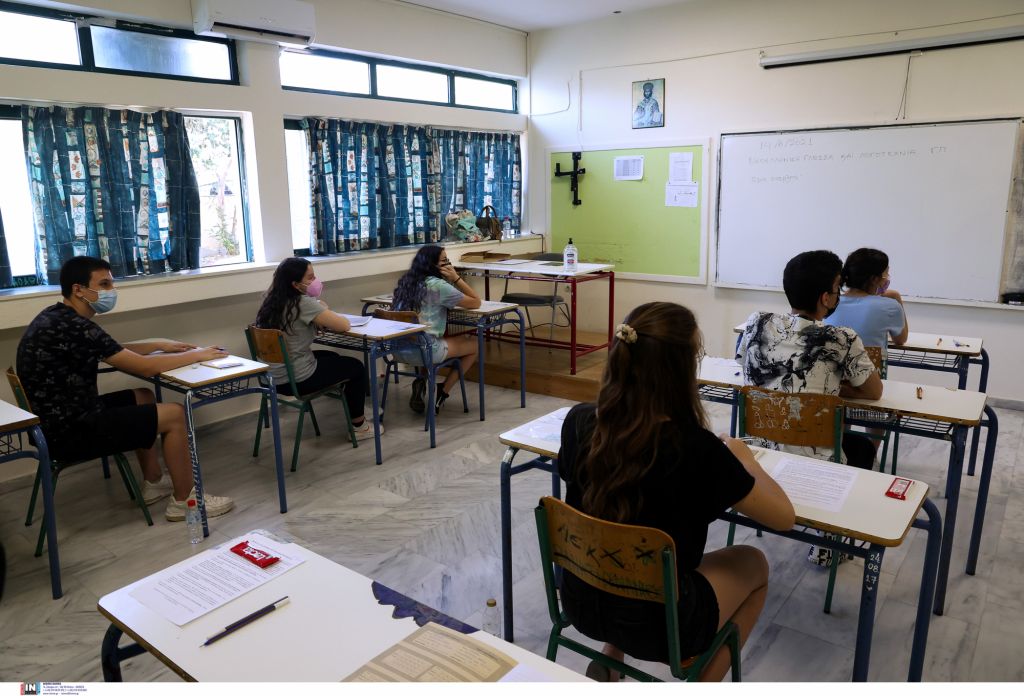 Λύκεια: Πρεμιέρα με το… αριστερό για τις εξετάσεις – «Έπεσε» η Τράπεζα Θεμάτων | tanea.gr