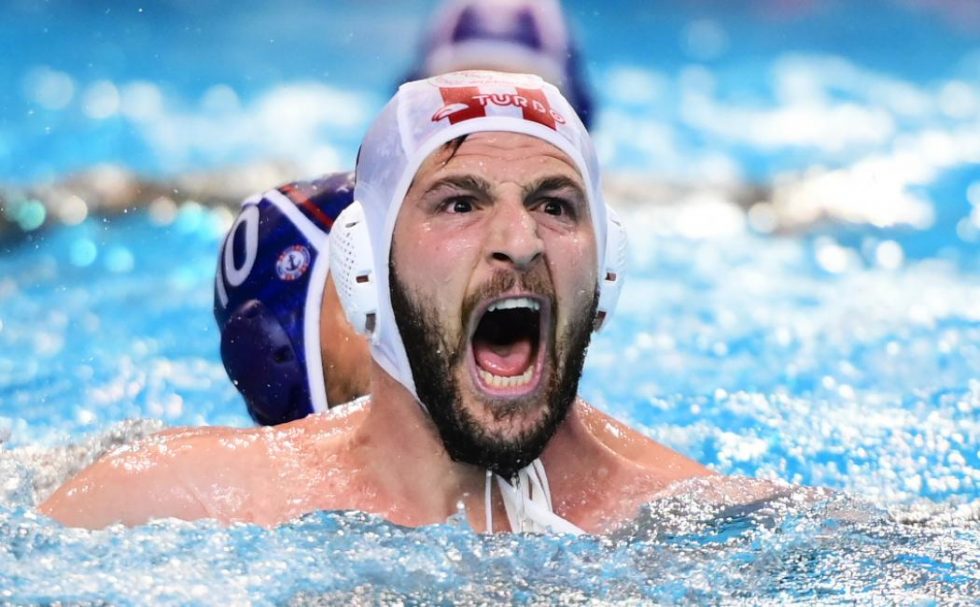 Τα παίζουν όλα για όλα στο Βελιγράδι