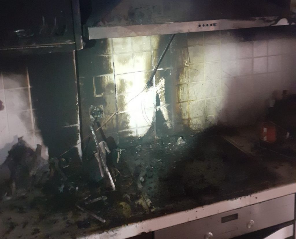 Φωτιά σε διαμέρισμα στο Ηράκλειο Kρήτης – Στο νοσοκομείο 15χρονος