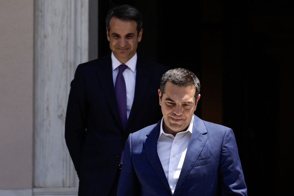 Εκλογές 2023 – Bloomberg: Οι λόγοι που ο Μητσοτάκης νίκησε τον Τσίπρα