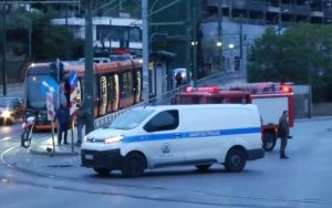 Τροχαίο στο Καλλιμάρμαρο: Σύγκρουση λεωφορείου με μηχανή – Νεκρός ο οδηγός του δίκυκλου