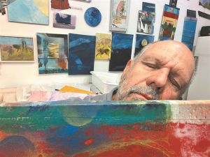 Μανώλης Χάρος