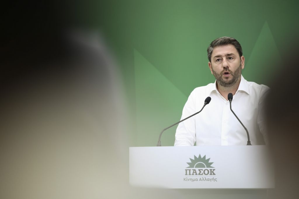 Τα αχαρτογράφητα νερά στην Κεντροαριστερά και το ΠΑΣΟΚ