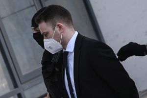 Μπάμπης Αναγνωστόπουλος: Παραιτείται από τη δίκη στο Εφετείο, σταματά και τις Πανελλαδικές