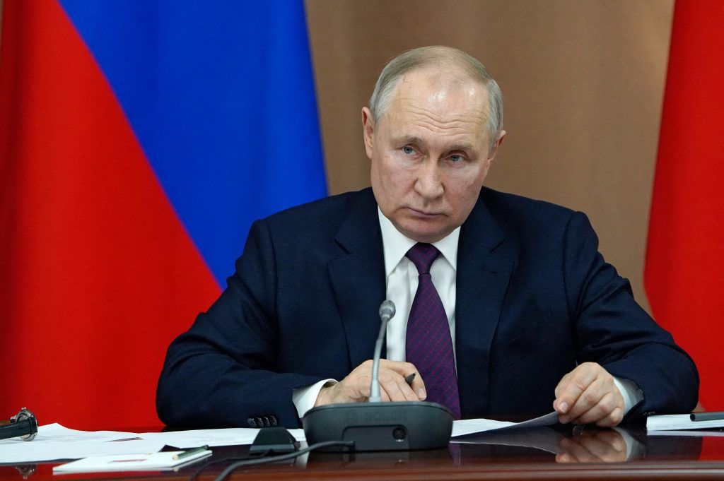 Ρωσία: Στην αντεπίθεση με διάταγμα για κατάσχεση δυτικών επιχειρήσεων