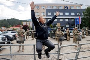 Τι κερδίζει ο Πούτιν από την αναταραχή στο Κόσοβο;