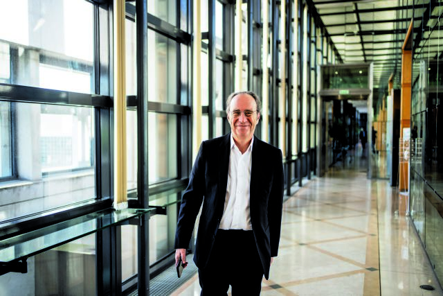 «Διορθωτική» κίνηση για μια ανεξάρτητη «Le Monde»