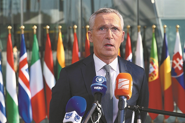 «Η υποστήριξη του ΝΑΤΟ στην Ουκρανία κάνει τη διαφορά στο πεδίο της μάχης»