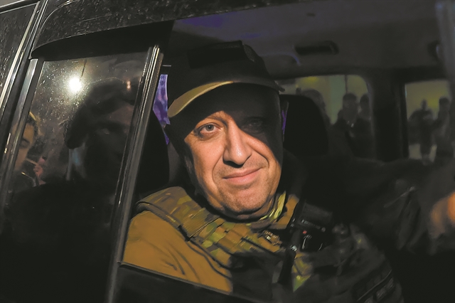 Πώς έγινε από… δήμαρχος κλητήρας