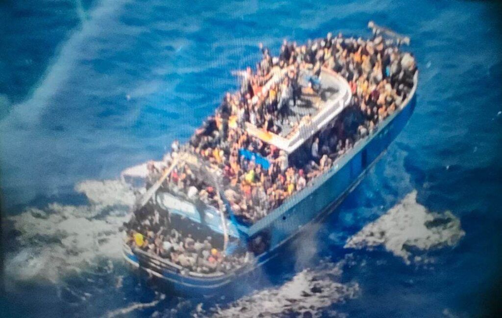 Πολύνεκρο ναυάγιο: «Ζητούσαν μόνο να σωθούν, δεν είπαν ποτέ ότι δεν θέλουν να πάνε στην Ελλάδα»