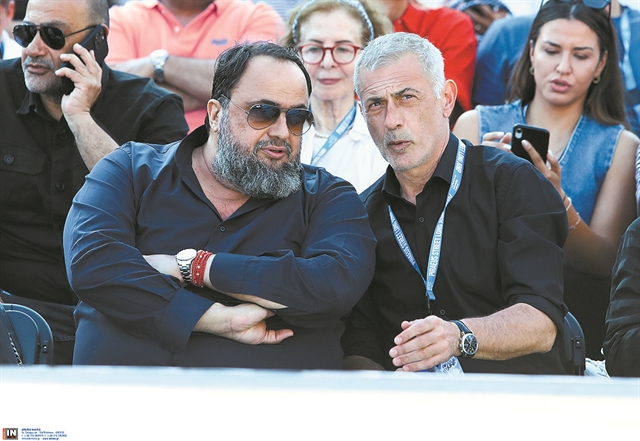 Αποθέωση και… 8,24