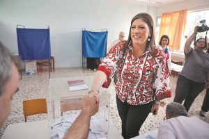 Πρώτες αποστολές με βαριά ατζέντα σε Βρυξέλλες και Βίλνιους