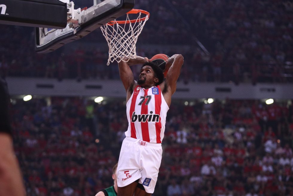 Ολυμπιακός – Παναθηναϊκός 75-52: Νίκησε στο ΣΕΦ και πάει στο ΟΑΚΑ να το σηκώσει