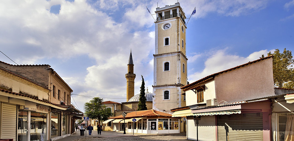 Φωτιά στο πολιτικό σκηνικό: Φουντώνει η κόντρα Μητσοτάκη – Τσίπρα για για τη Ροδόπη