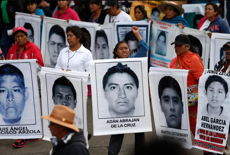 Εξαφανισμένοι φοιτητές: Προφυλακίζονται οκτώ στρατιωτικοί για την υπόθεση του 2014