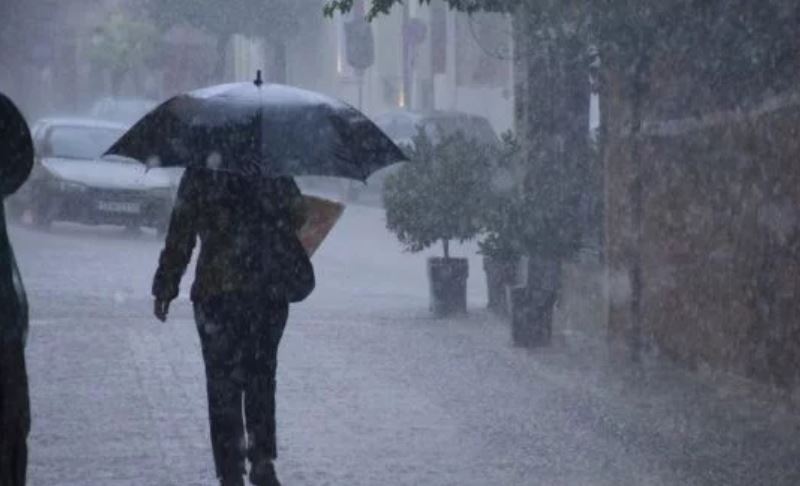 Μαρουσάκης: Τριήμερη κακοκαιρία από Πέμπτη με βροχές και τοπικά ισχυρές καταιγίδες