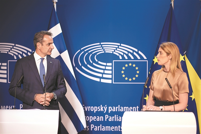 «Ευρωπαϊκή υποχρέωση» η διαχείριση του Προσφυγικού