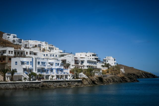 Το ελληνικό νησί που έχει ξετρελάνει τους Βρετανούς