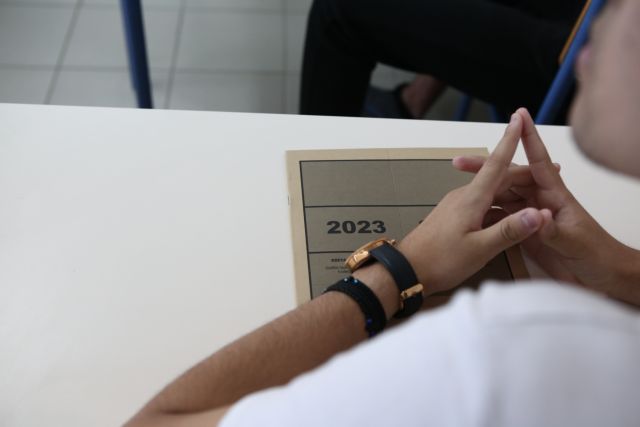 Πανελλαδικές 2023: Αυτά είναι τα θέματα της Άλγεβρας για τους μαθητές των ΕΠΑΛ | tanea.gr