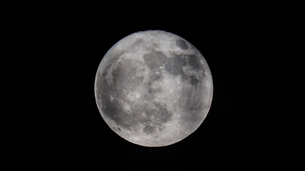 Πανσέληνος Ιουνίου: Μάγεψε το «Φεγγάρι της Φράουλας» | tanea.gr