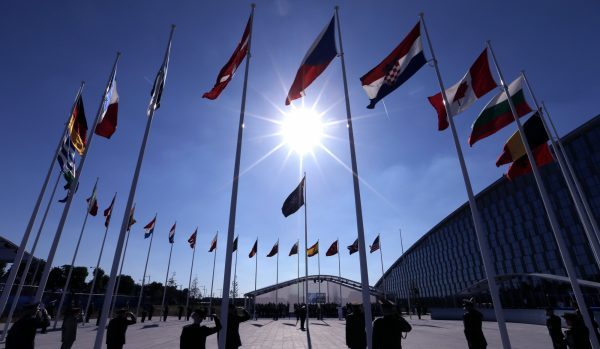 Δεν συμφωνεί με τη δημιουργία Γραφείου Συνδέσμου του ΝΑΤΟ στην Ιαπωνία η Γαλλία